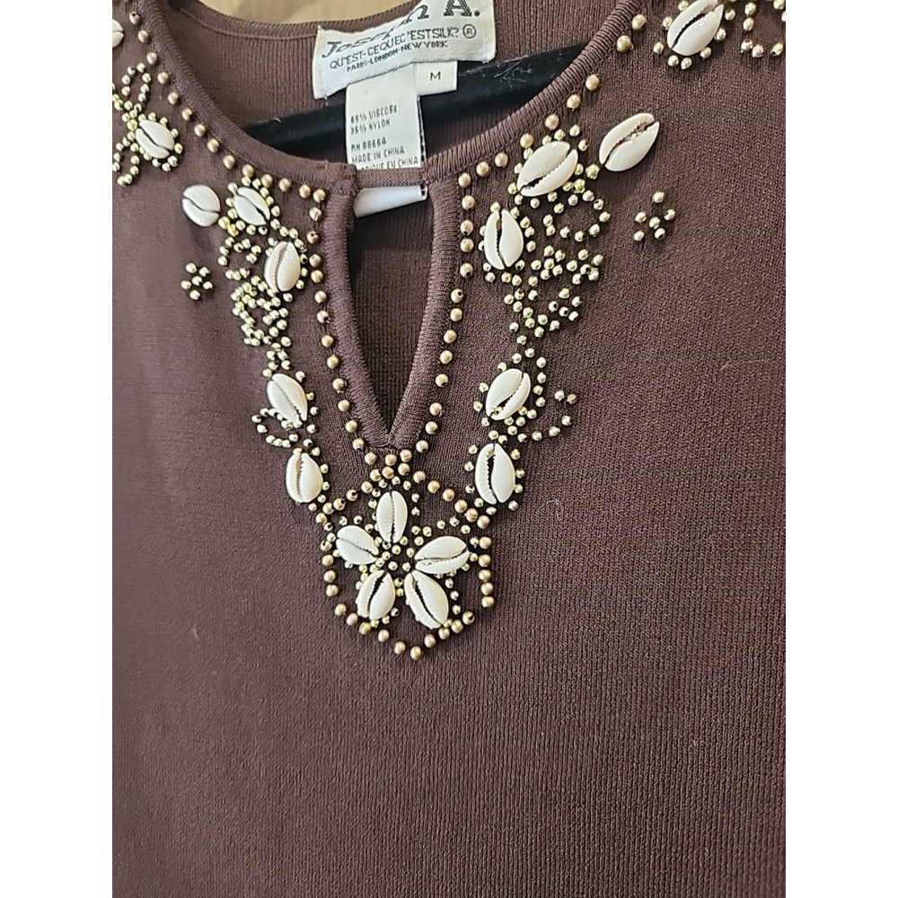 Joseph A. Sweater with Beads And Cowrie Shells on Front Neckline Size Medium - Picture 6 of 6